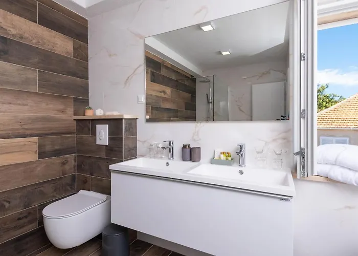 Sasha Βίλα Kuciste