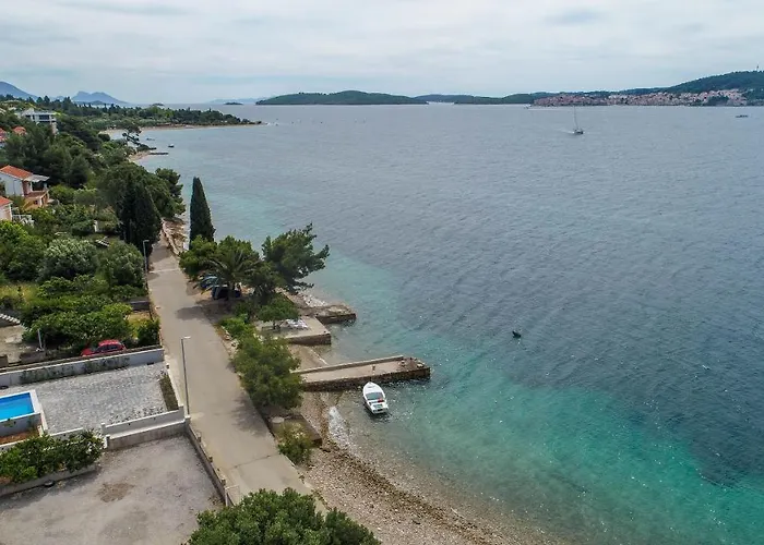 Sasha Βίλα Kuciste